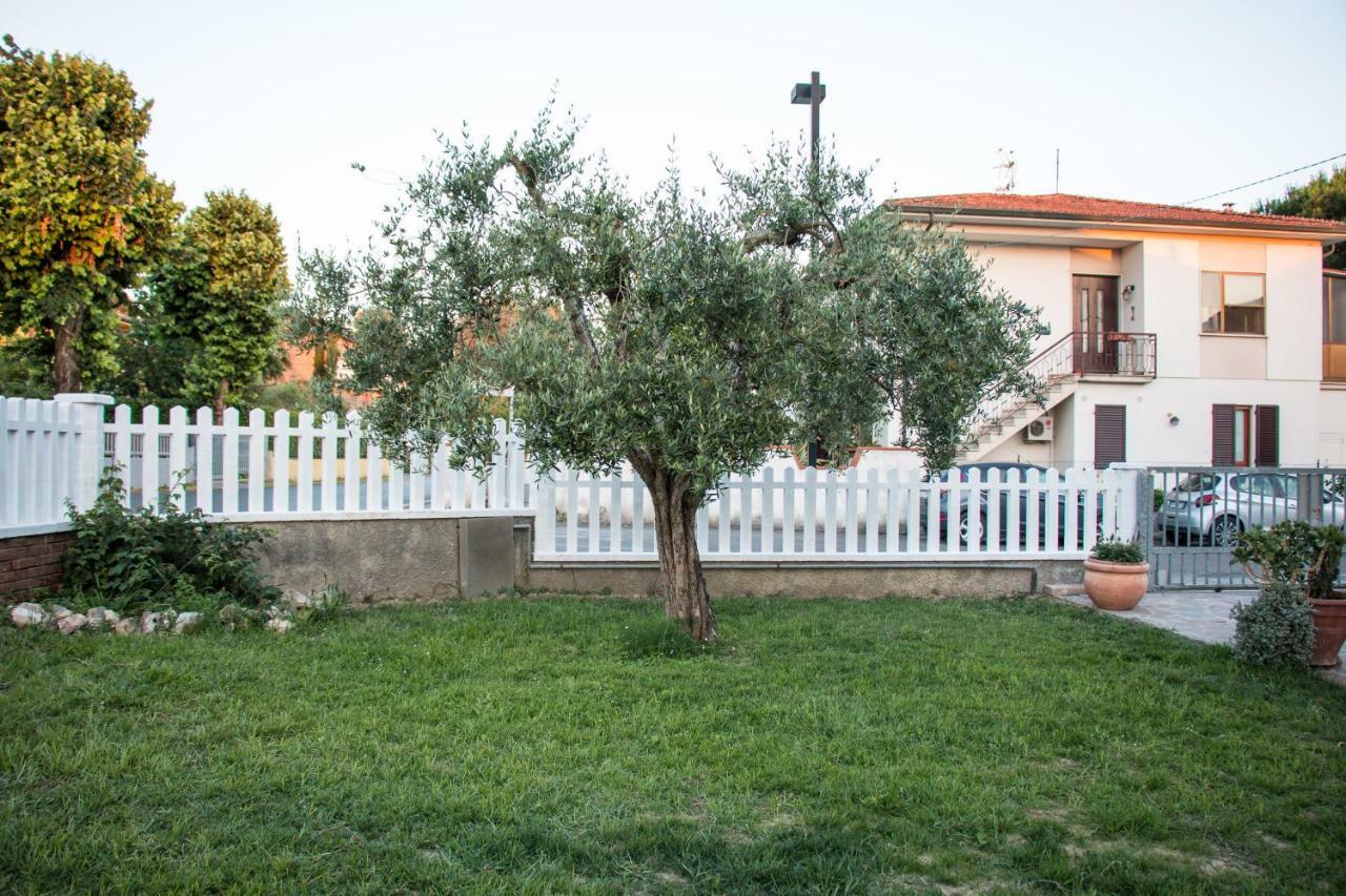 Luca'S Home In Tuscany Arena Metato Exterior foto